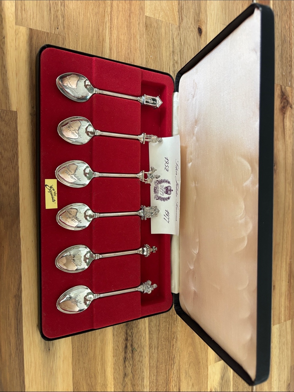 The Queens Silver jubilee 1952-1977 silver plated spoons case of 6